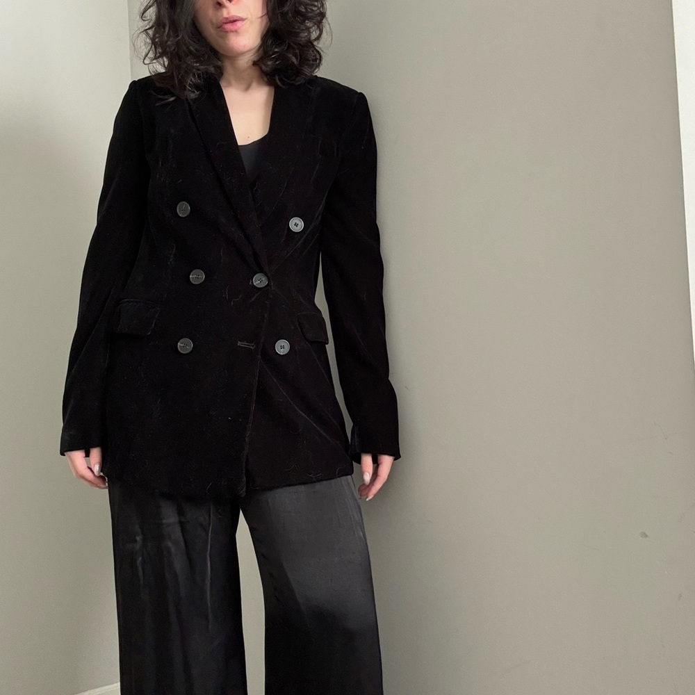 Zara Women's Elegant Black Velvet Blazer